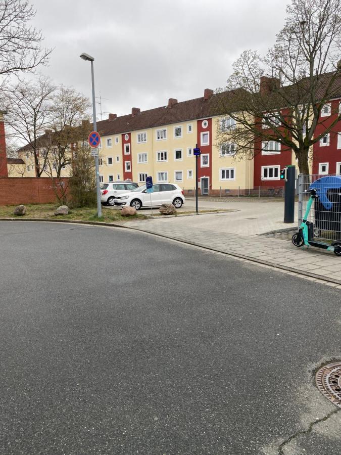 Zentral Gelegene 2 Zi. Wohnung Naehe Innenstadt/Hbf Wolfsburg Kültér fotó